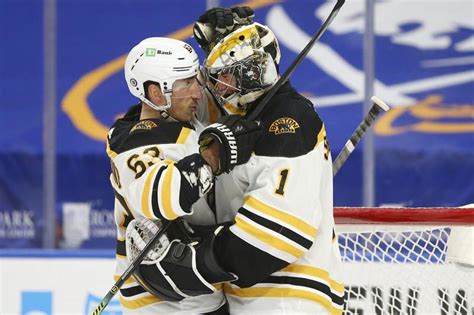 Swayman stops 26 shots in Bruins’ 7-0 rout of Sabres